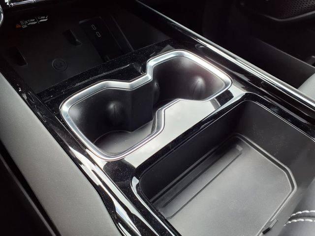 2025 Chevrolet Silverado EV LT