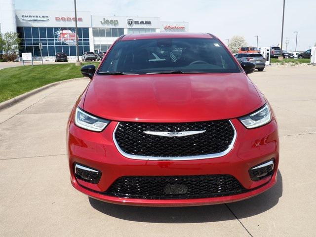 2025 Chrysler Pacifica PACIFICA SELECT