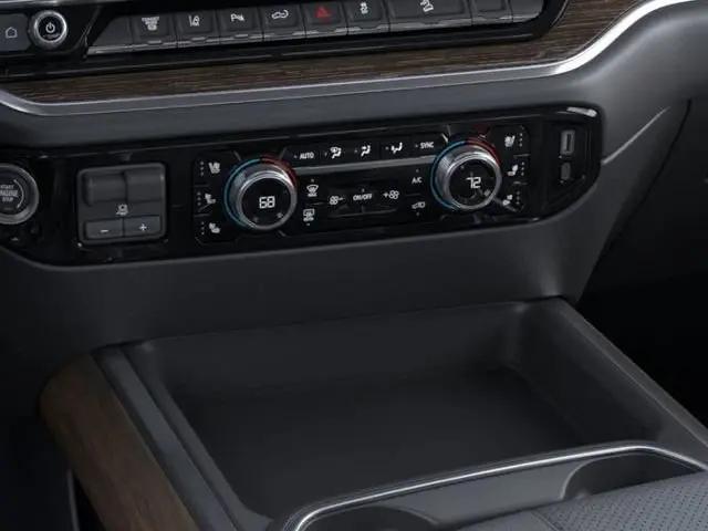 2025 GMC Sierra 2500HD 4WD Crew Cab Standard Bed SLT