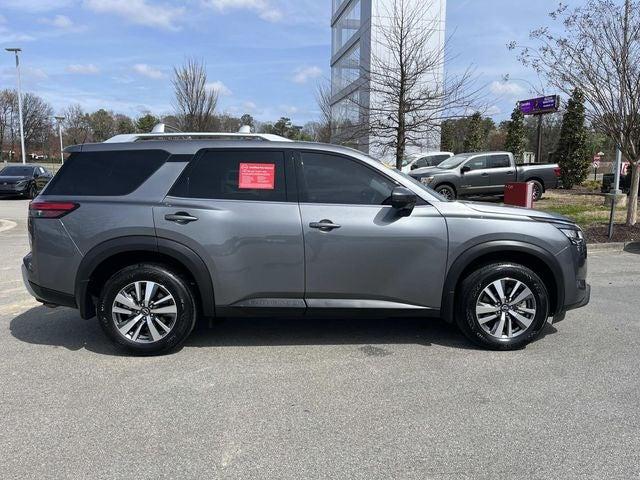2024 Nissan Pathfinder SL 4WD