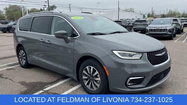 2021 Chrysler Pacifica Hybrid Touring L 2021 Chrysler Pacifica Hybrid Touring L