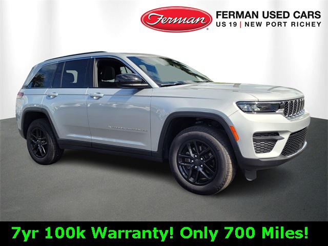 2025 Jeep Grand Cherokee Laredo X 4x4 2025 Jeep Grand Cherokee Laredo X 4x4