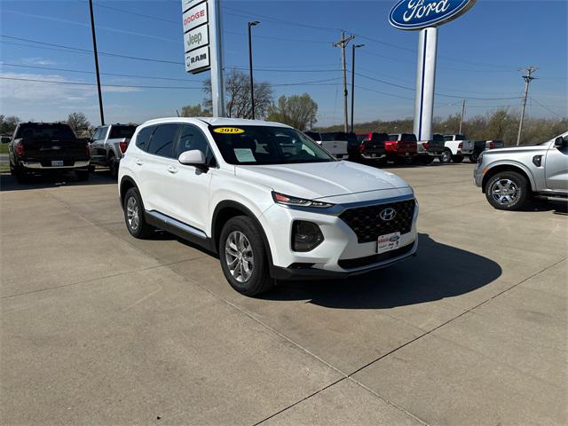 2019 Hyundai Santa Fe SE