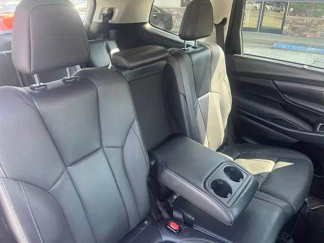 2023 Subaru Ascent Limited 8-Passenger