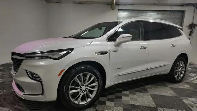 2022 Buick Enclave AWD Avenir