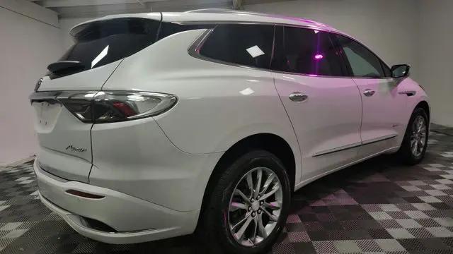 2022 Buick Enclave AWD Avenir