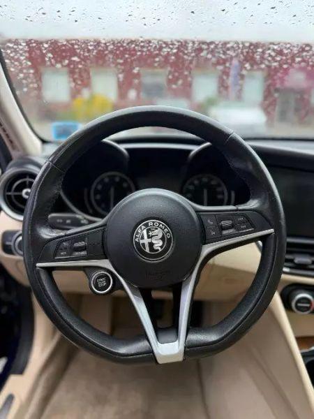 2017 Alfa Romeo Giulia Ti AWD