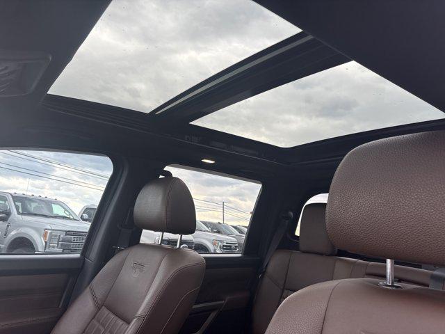 2023 Nissan Titan Crew Cab Platinum Reserve 4x4