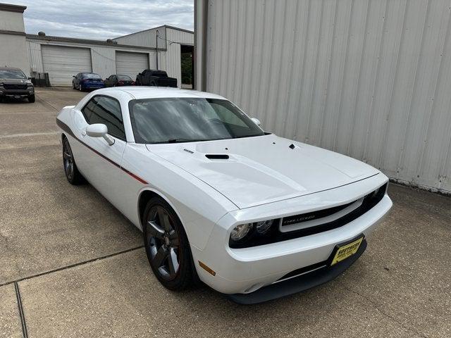 2014 Dodge Challenger R/T Plus