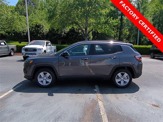 2022 Jeep Compass Latitude FWD
