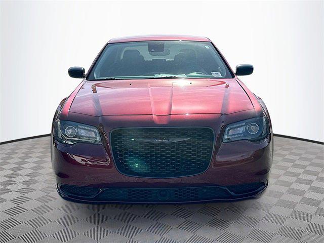 2023 Chrysler 300 Touring