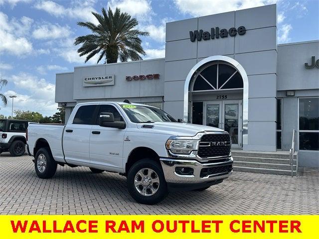 2023 RAM 3500 Big Horn Crew Cab 4x4 64 Box