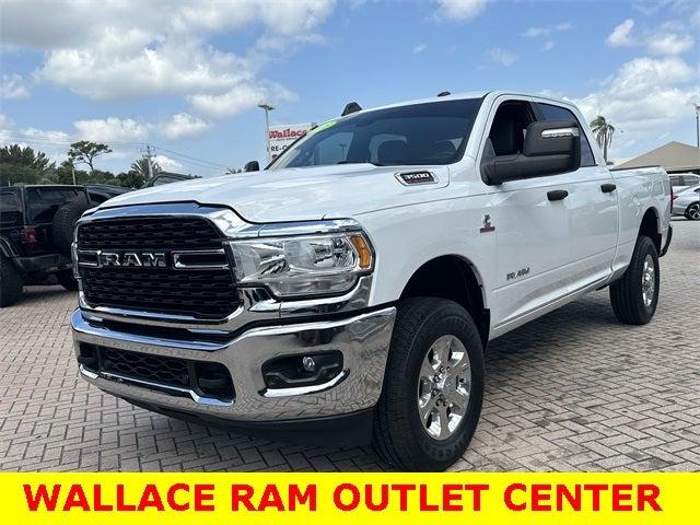 2023 RAM 3500 Big Horn Crew Cab 4x4 64 Box