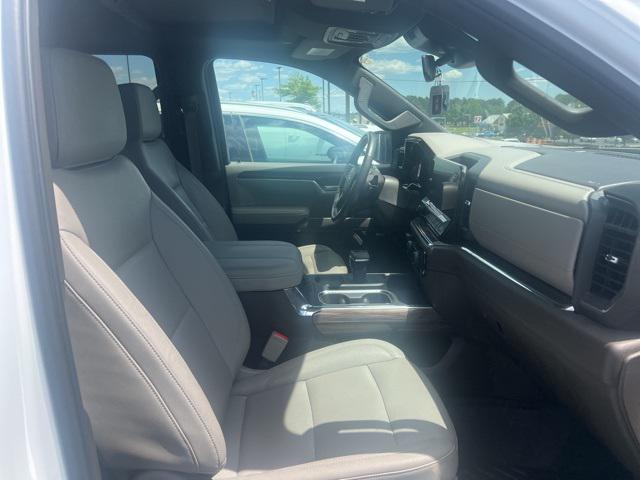 2023 Chevrolet Silverado 1500 4WD Crew Cab Short Bed RST
