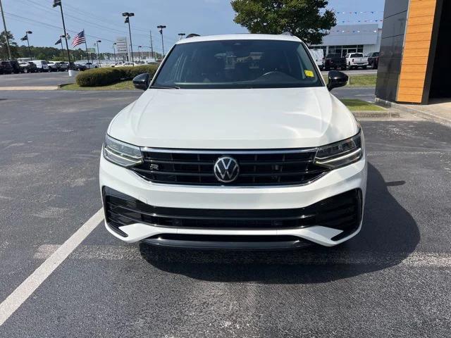 2022 Volkswagen Tiguan 2.0T SE R-Line Black