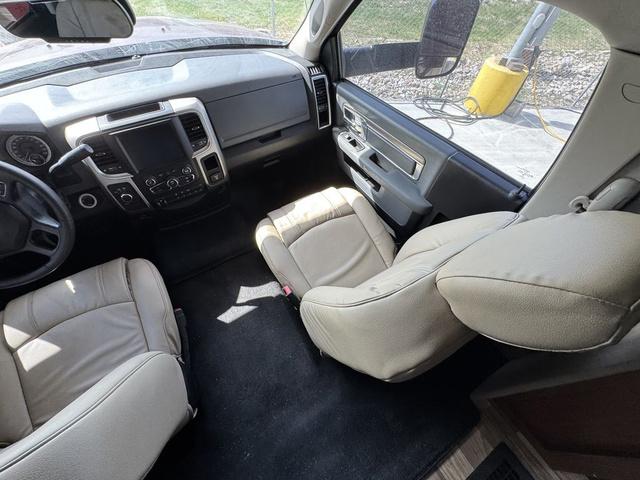 2017 Ram 5500 Tradesman/SLT