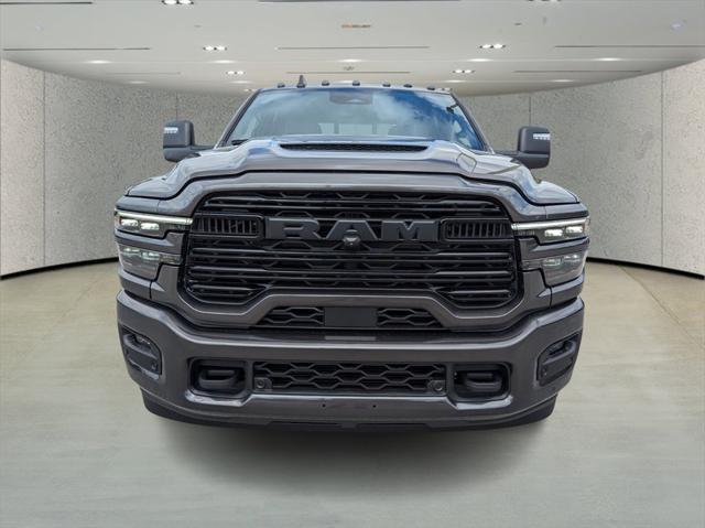 2025 RAM Ram 3500 RAM 3500 LARAMIE CREW CAB 4X4 8 BOX
