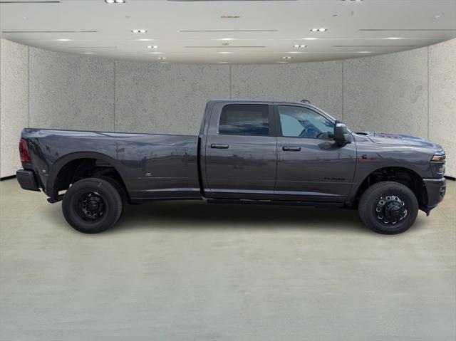 2025 RAM Ram 3500 RAM 3500 LARAMIE CREW CAB 4X4 8 BOX