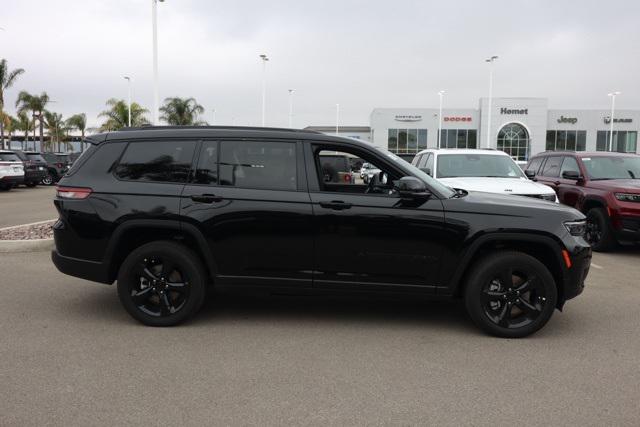 2025 Jeep Grand Cherokee L GRAND CHEROKEE L ALTITUDE 4X2