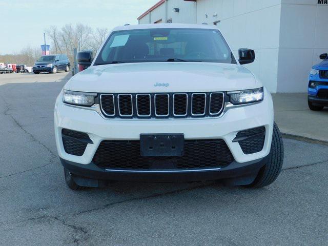 2023 Jeep Grand Cherokee Laredo 4x4