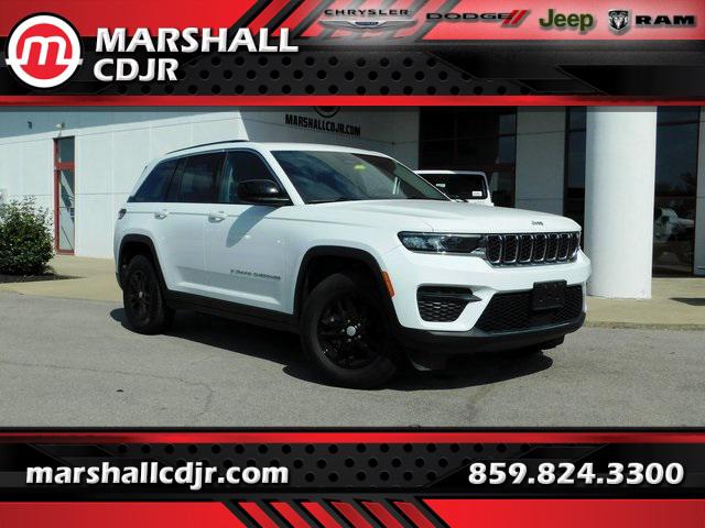 2023 Jeep Grand Cherokee Laredo 4x4