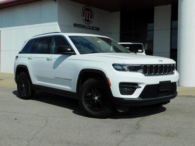 2023 Jeep Grand Cherokee Laredo 4x4