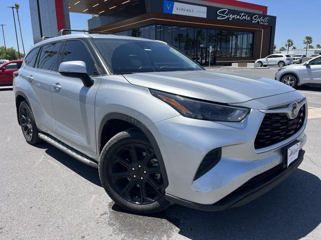 2022 Toyota Highlander L
