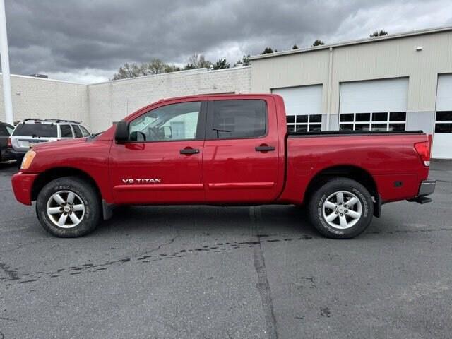 2012 Nissan Titan SV