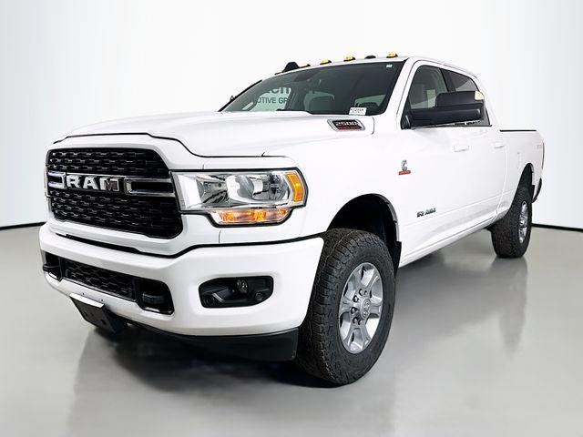 2022 RAM 2500 Big Horn Crew Cab 4x4 64 Box