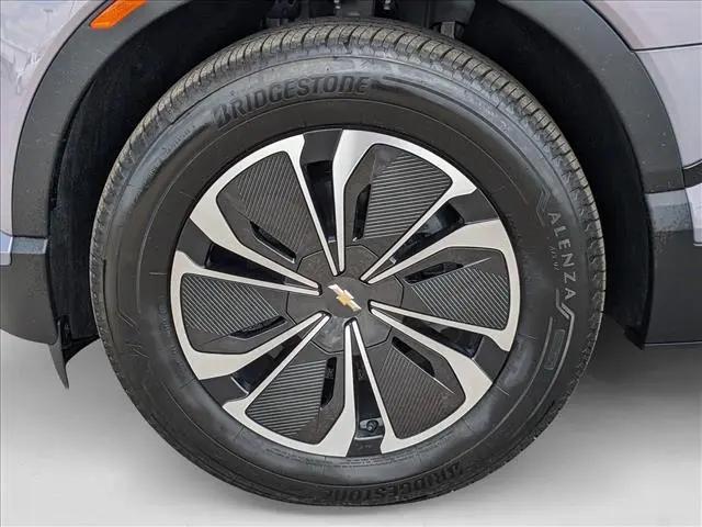2025 Chevrolet V Blazer eAWD LT