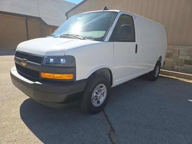 2025 Chevrolet Express Cargo Van RWD 2500 Regular Wheelbase WT