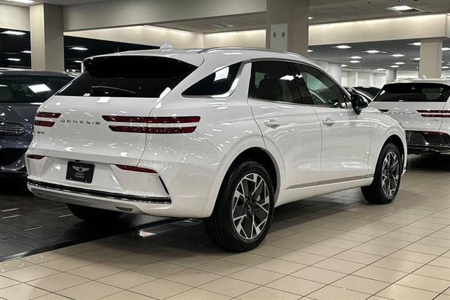 2026 Genesis GV70 Standard