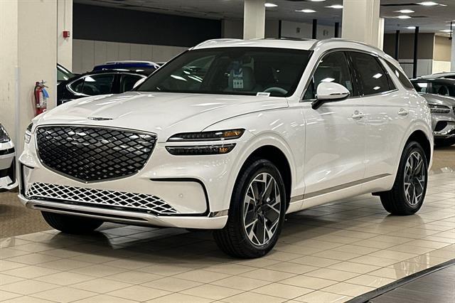 2026 Genesis GV70 Standard