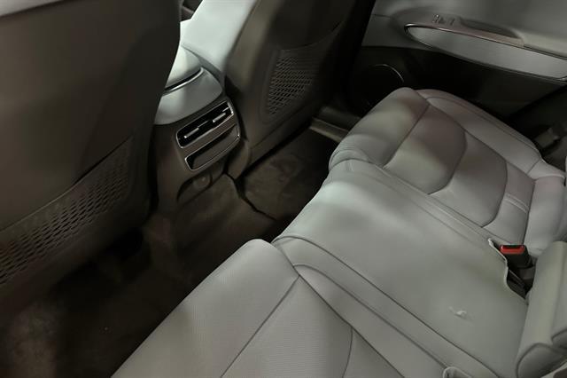 2026 Genesis GV70 Standard