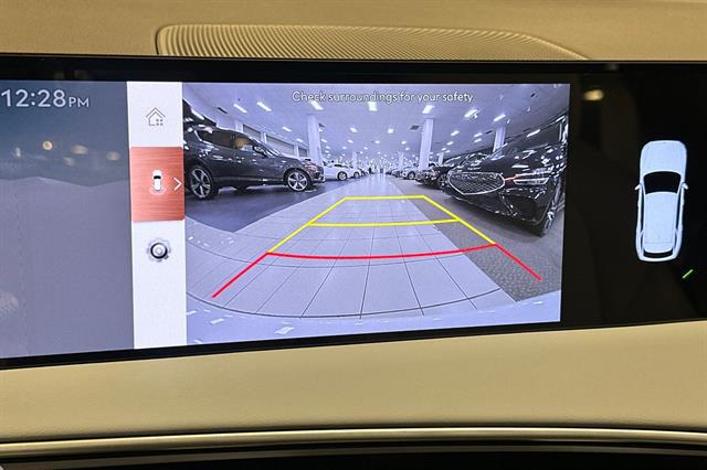 2026 Genesis GV70 Standard