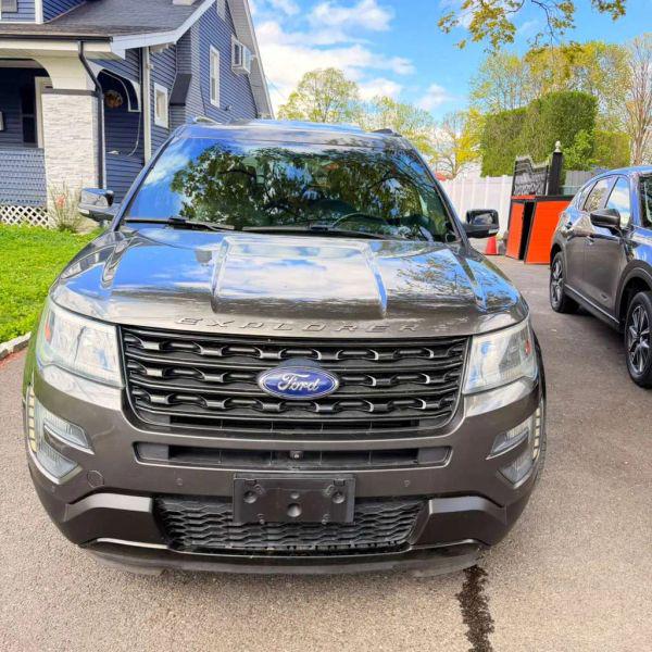 2016 Ford Explorer Sport