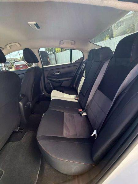 2024 Nissan Sentra SR Xtronic CVT