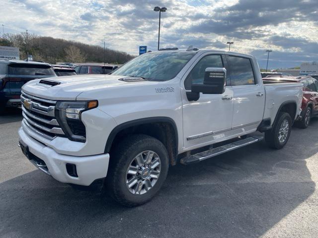 2024 Chevrolet Silverado 3500HD 4WD Crew Cab Standard Bed High Country
