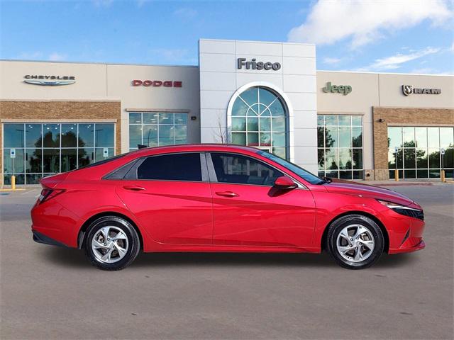 2022 Hyundai Elantra SE
