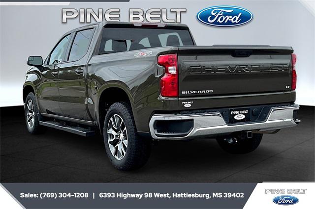 2023 Chevrolet Silverado 1500 4WD Crew Cab Short Bed LT with 2FL