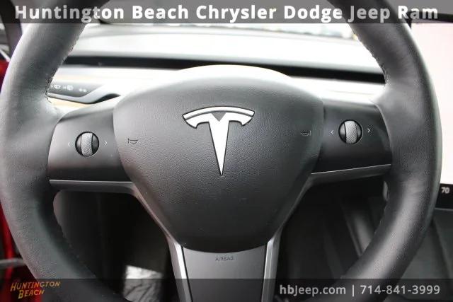 2022 Tesla Model Y Long Range Dual Motor All-Wheel Drive