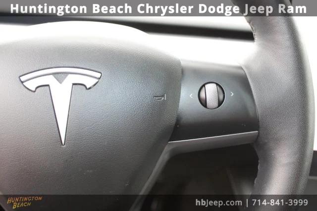2022 Tesla Model Y Long Range Dual Motor All-Wheel Drive