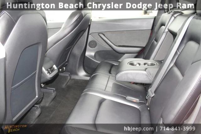 2022 Tesla Model Y Long Range Dual Motor All-Wheel Drive