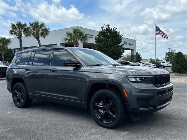 2022 Jeep Grand Cherokee L Altitude 4x2