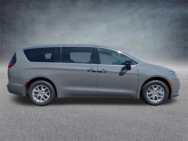2025 Chrysler Pacifica PACIFICA SELECT