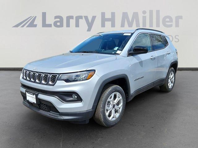 2025 Jeep Compass COMPASS LATITUDE 4X4 2025 Jeep Compass COMPASS LATITUDE 4X4