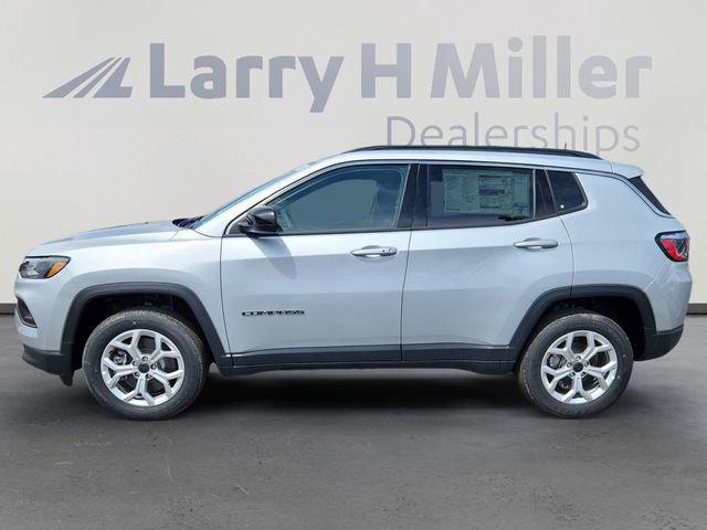 2025 Jeep Compass COMPASS LATITUDE 4X4 2025 Jeep Compass COMPASS LATITUDE 4X4