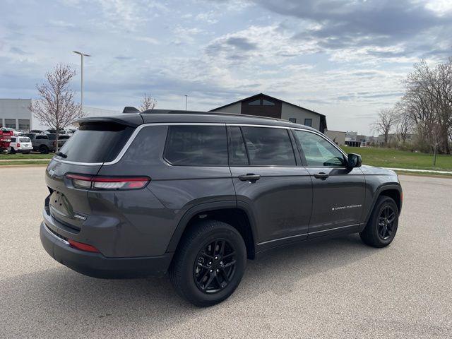 2024 Jeep Grand Cherokee L Laredo 4x4