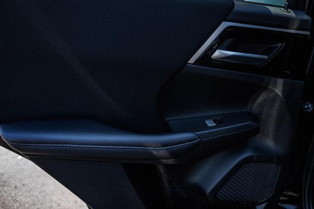 2025 Mitsubishi Outlander PHEV ES S-AWC