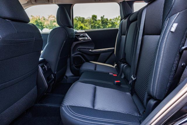 2025 Mitsubishi Outlander PHEV ES S-AWC